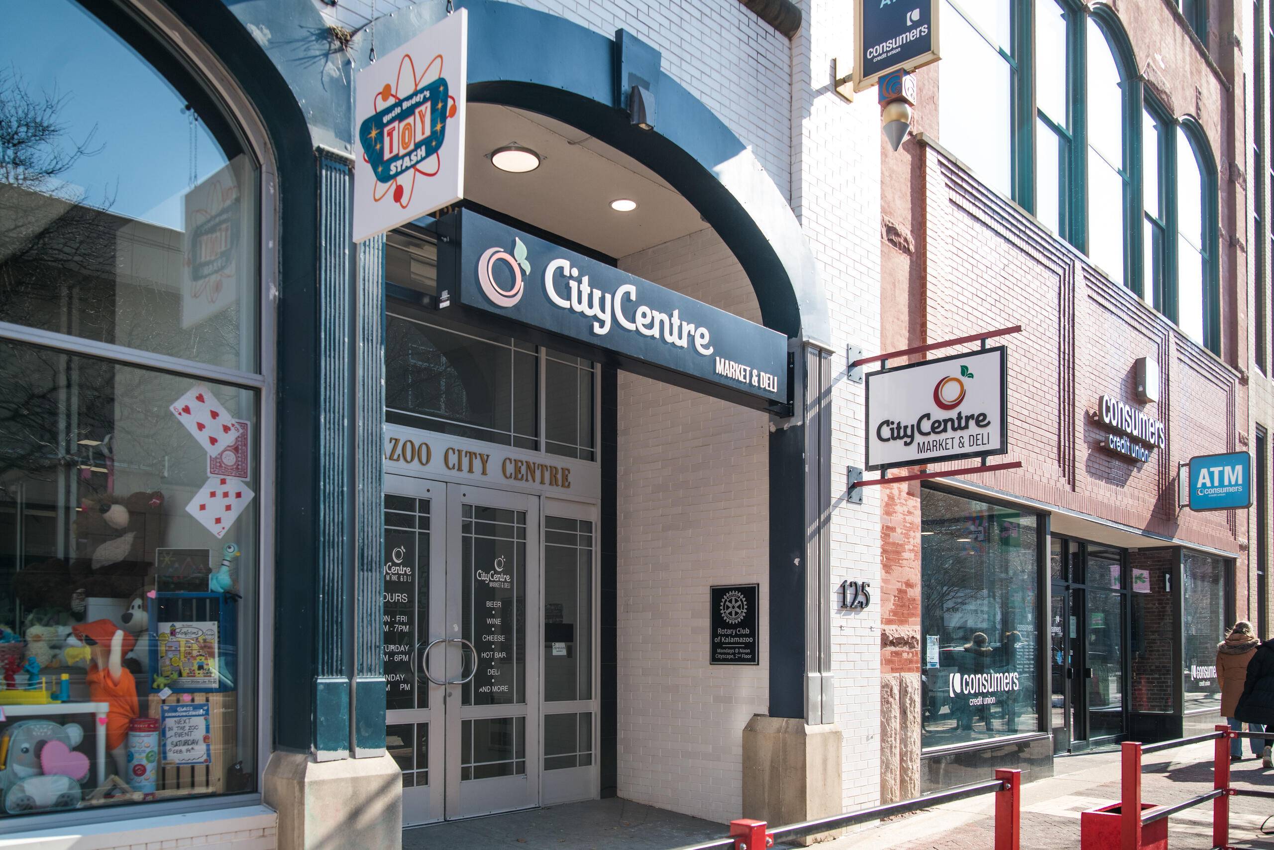 125 S Kalamazoo Mall, Kalamazoo City, MI 49007