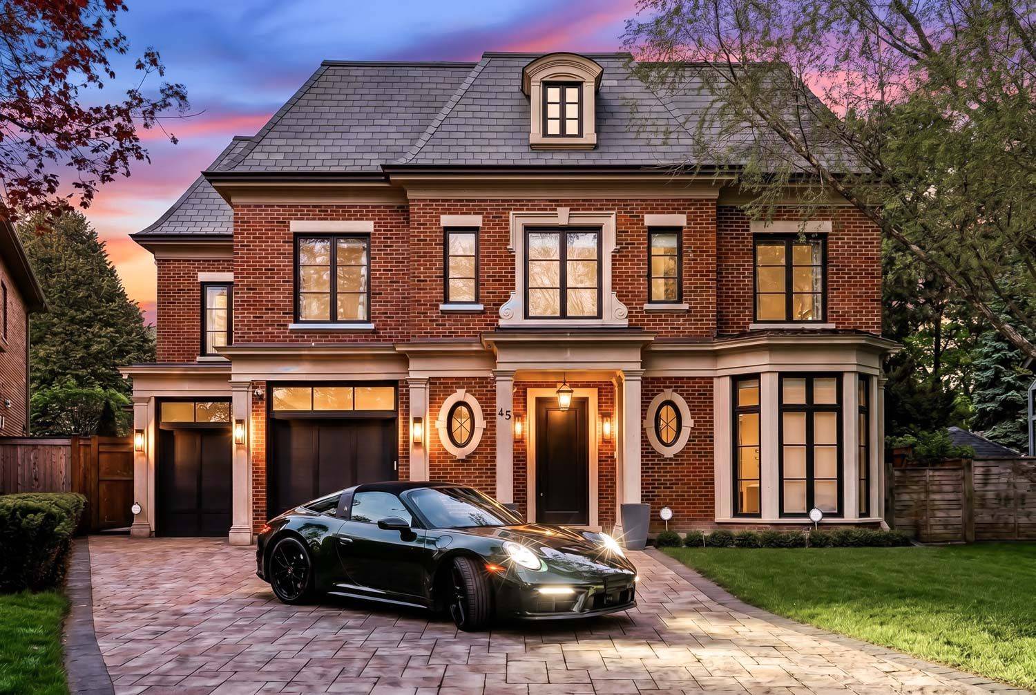 45 Norden CRES, Toronto C13, ON M3B 1B7