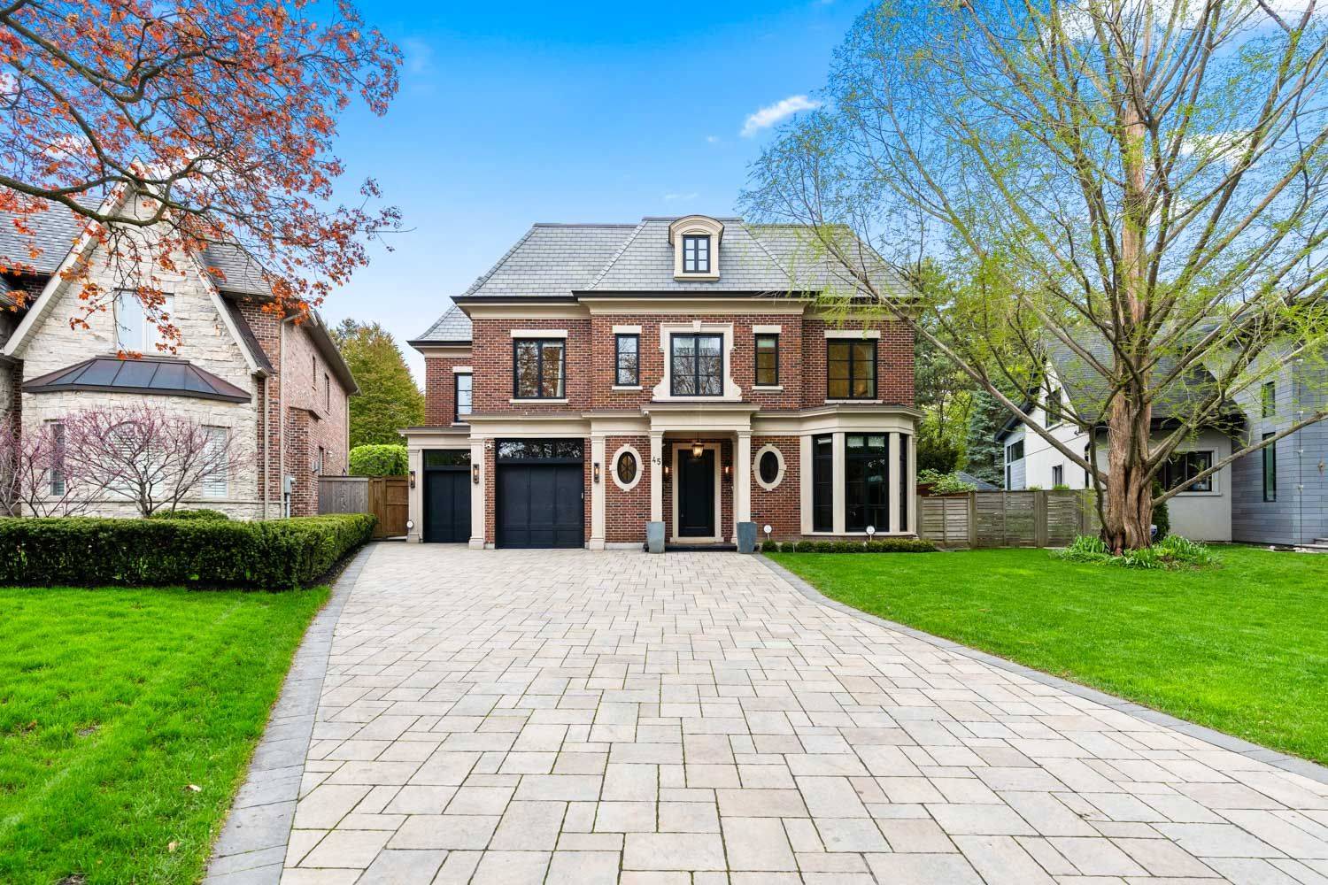 45 Norden CRES, Toronto C13, ON M3B 1B7