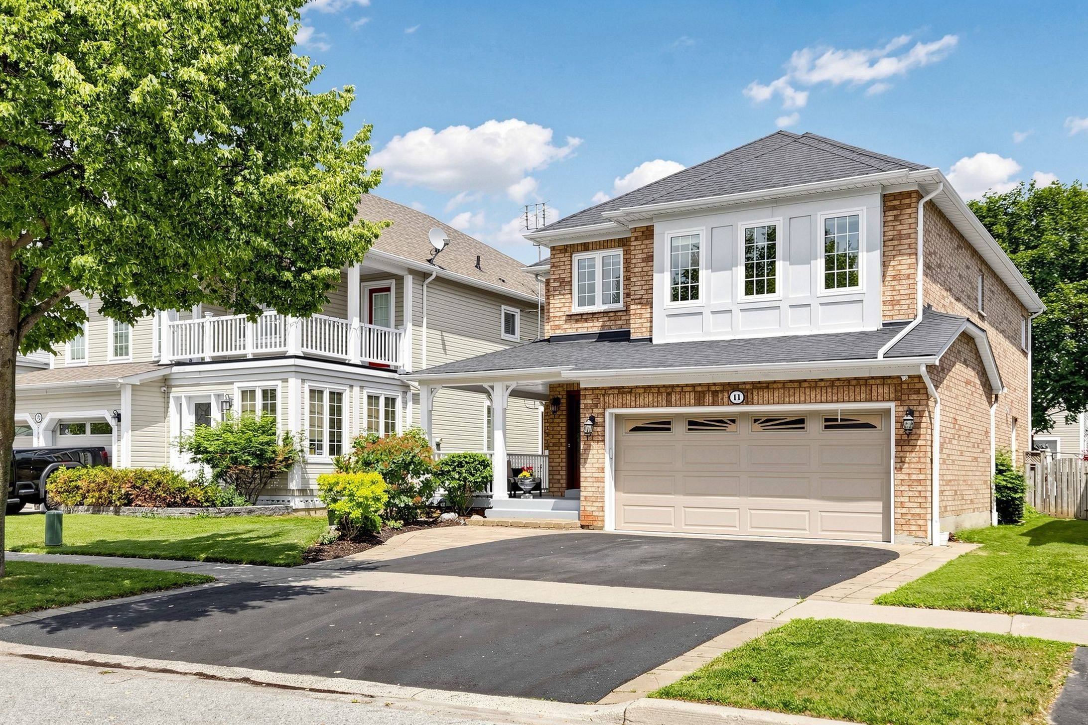 11 Davey ST, Ajax, ON L1Z 1K8