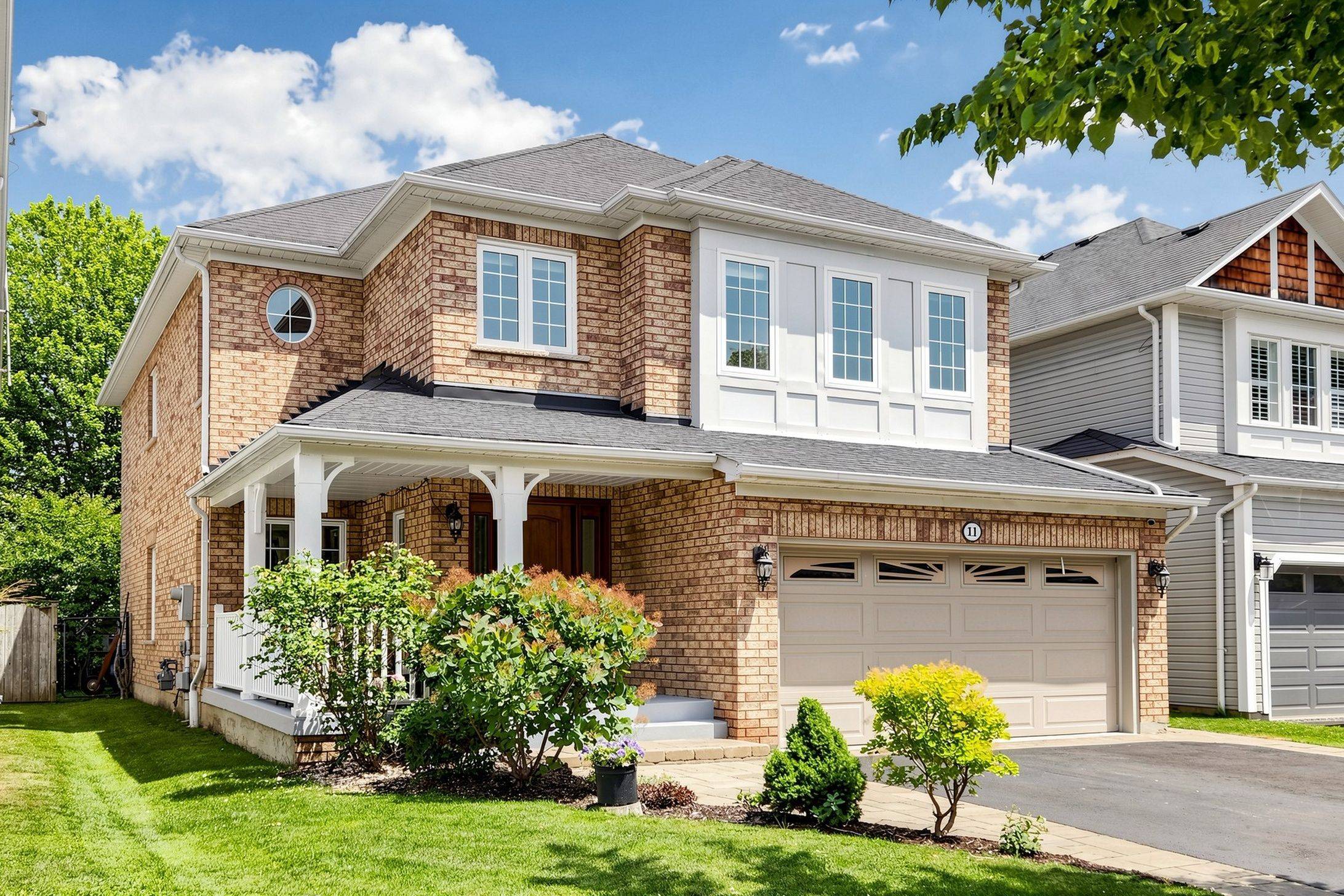 11 Davey ST, Ajax, ON L1Z 1K8