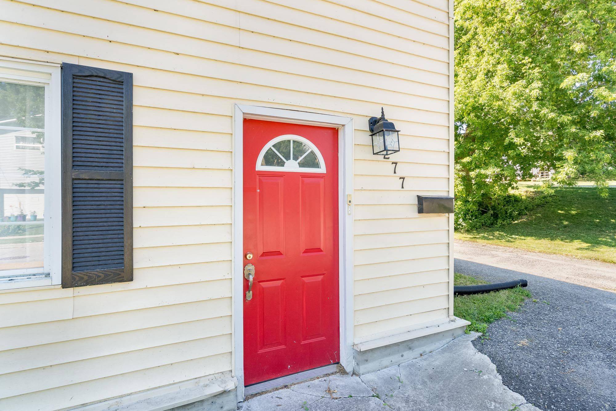 277 Gloucester ST, Midland, ON L4R 1H6