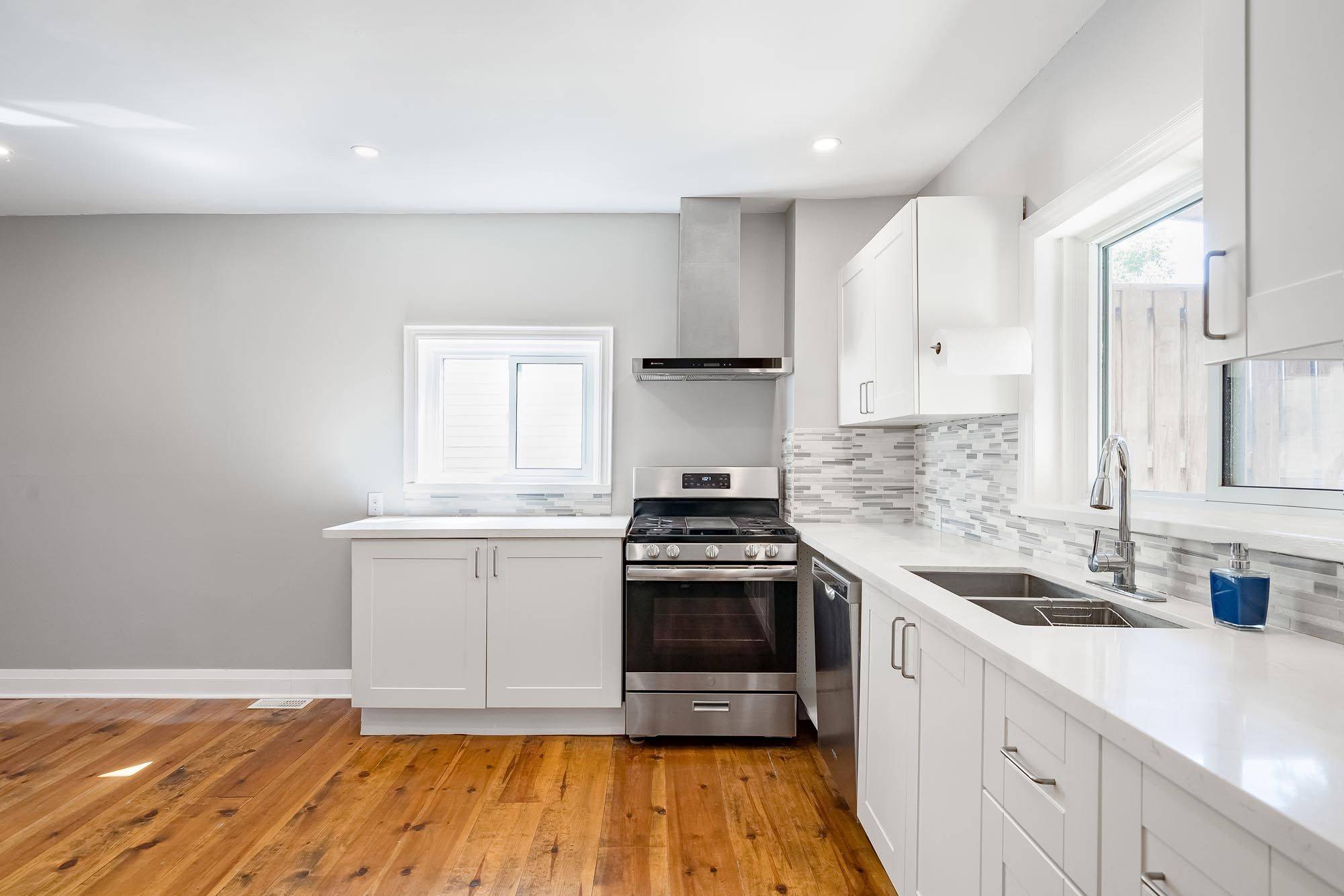 277 Gloucester ST, Midland, ON L4R 1H6
