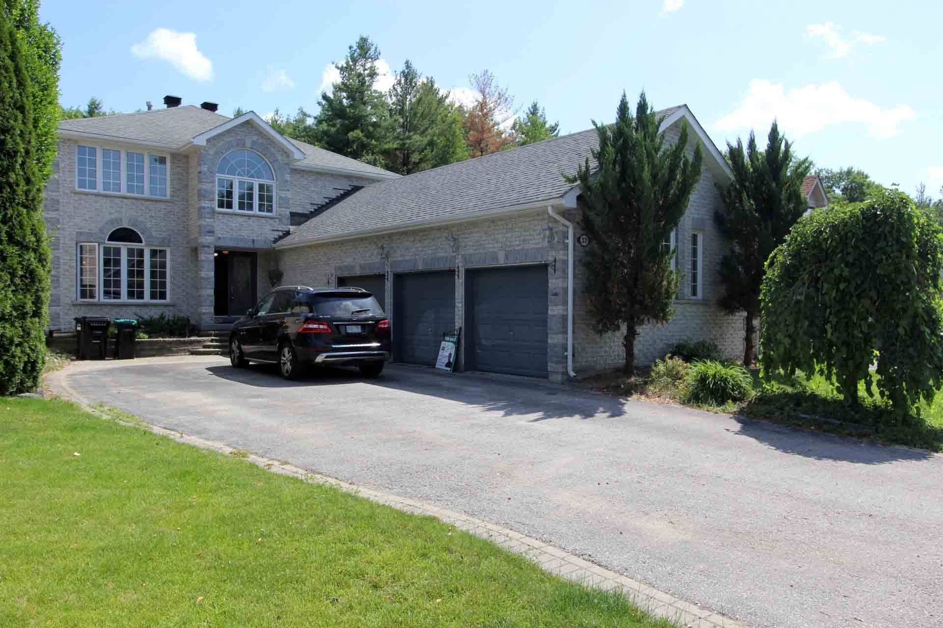37 Grants WAY, Barrie, ON L4N 0J4