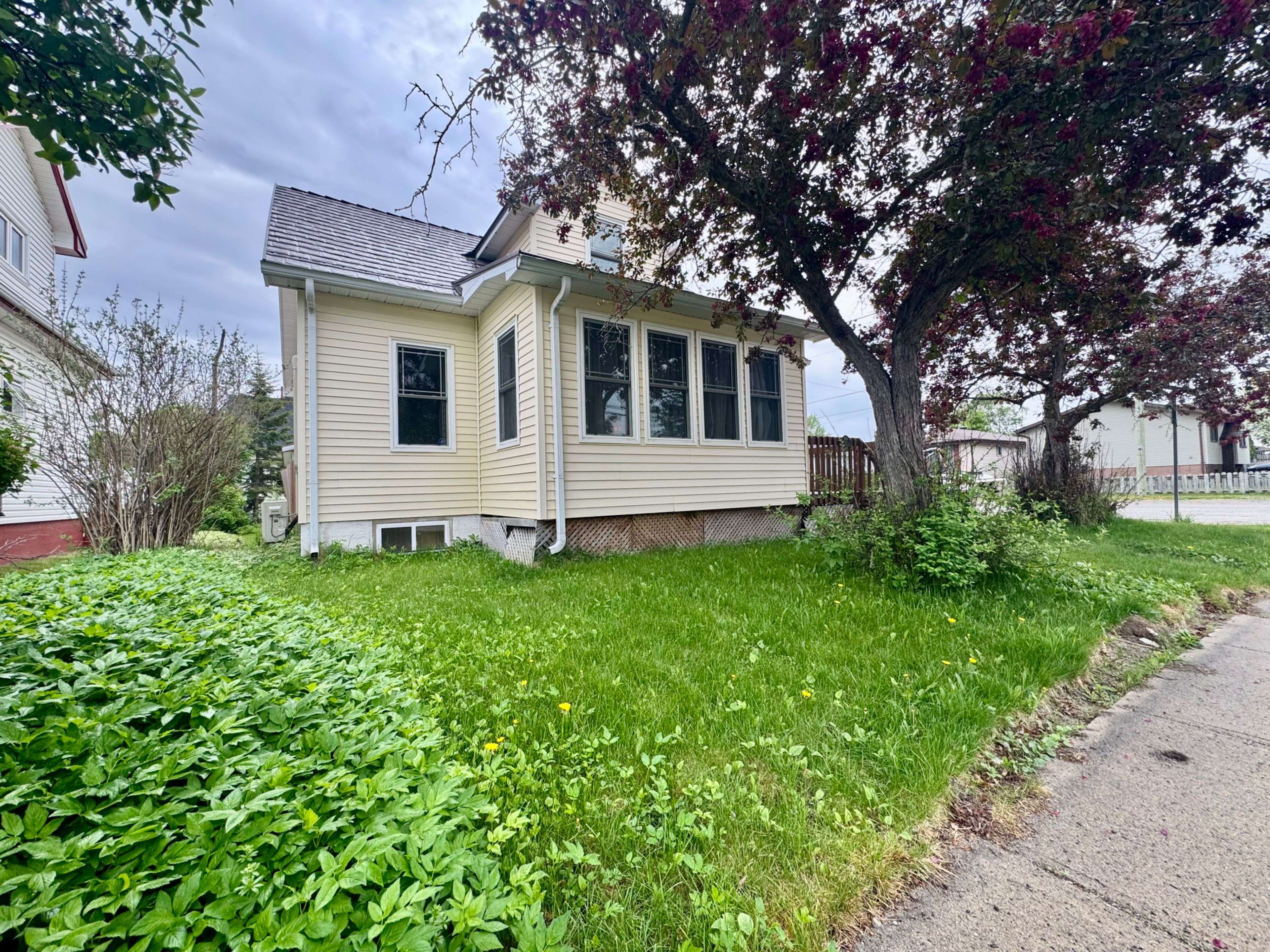 99 Crawford ST, Timmins, ON P0N 1H0