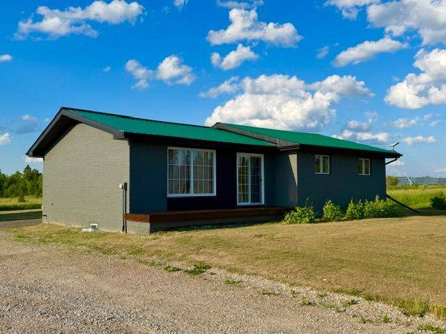 198 HIGHWAY 11 HWY W, Kapuskasing, ON P5N 2G0