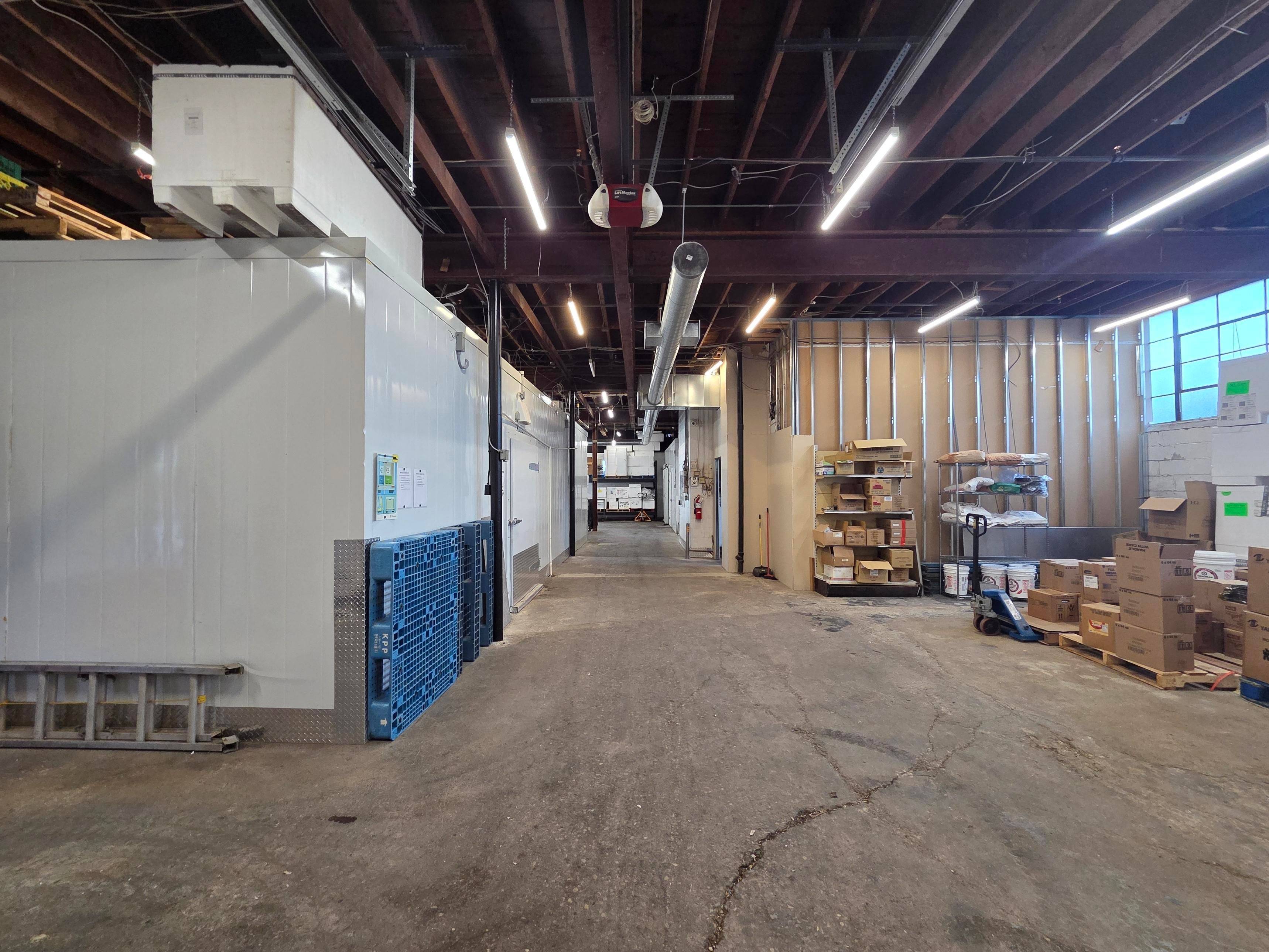 13 Racine RD, Toronto W10, ON M9W 2Z2