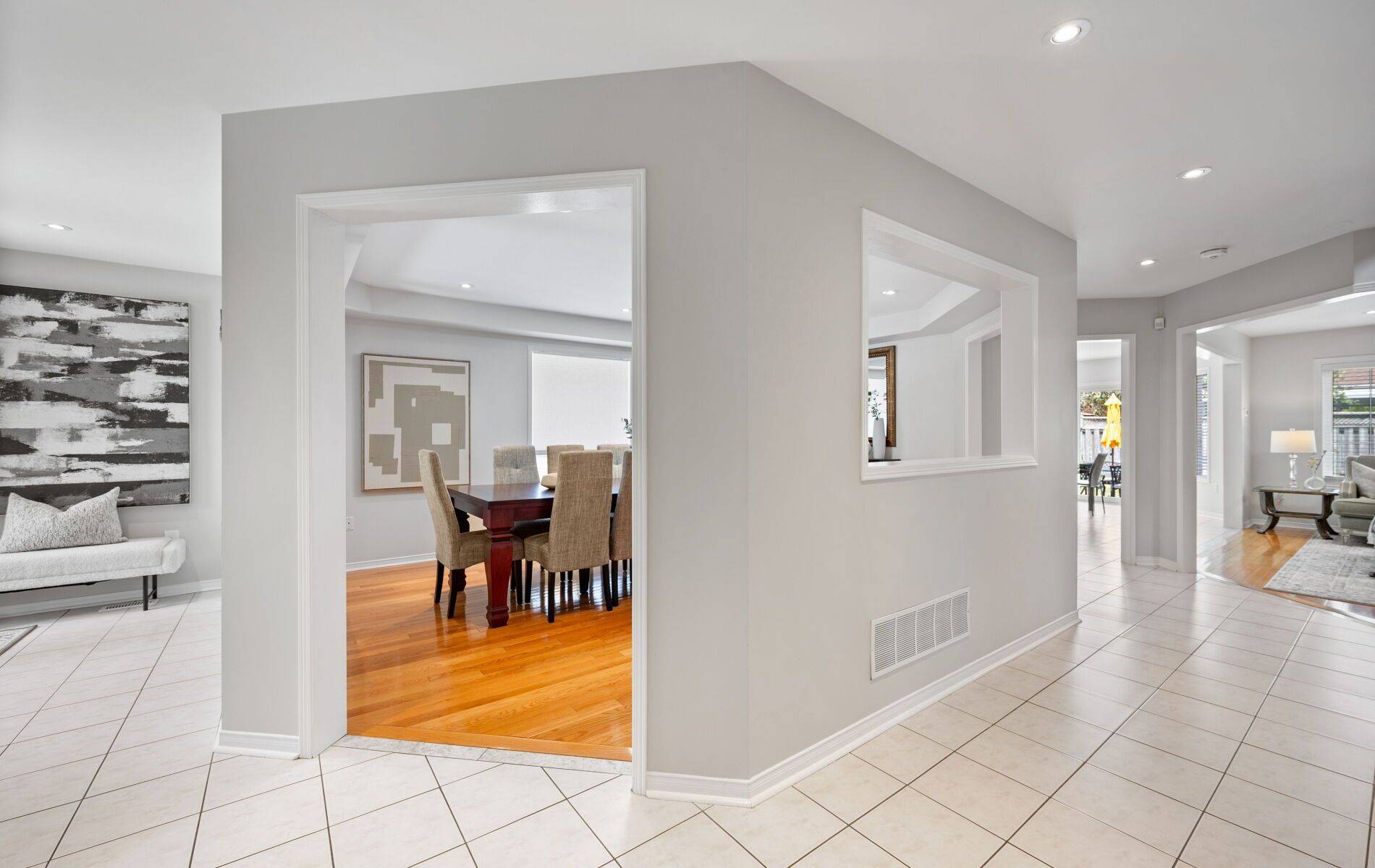 214 Waterbury ST, Caledon, ON L7E 2H9