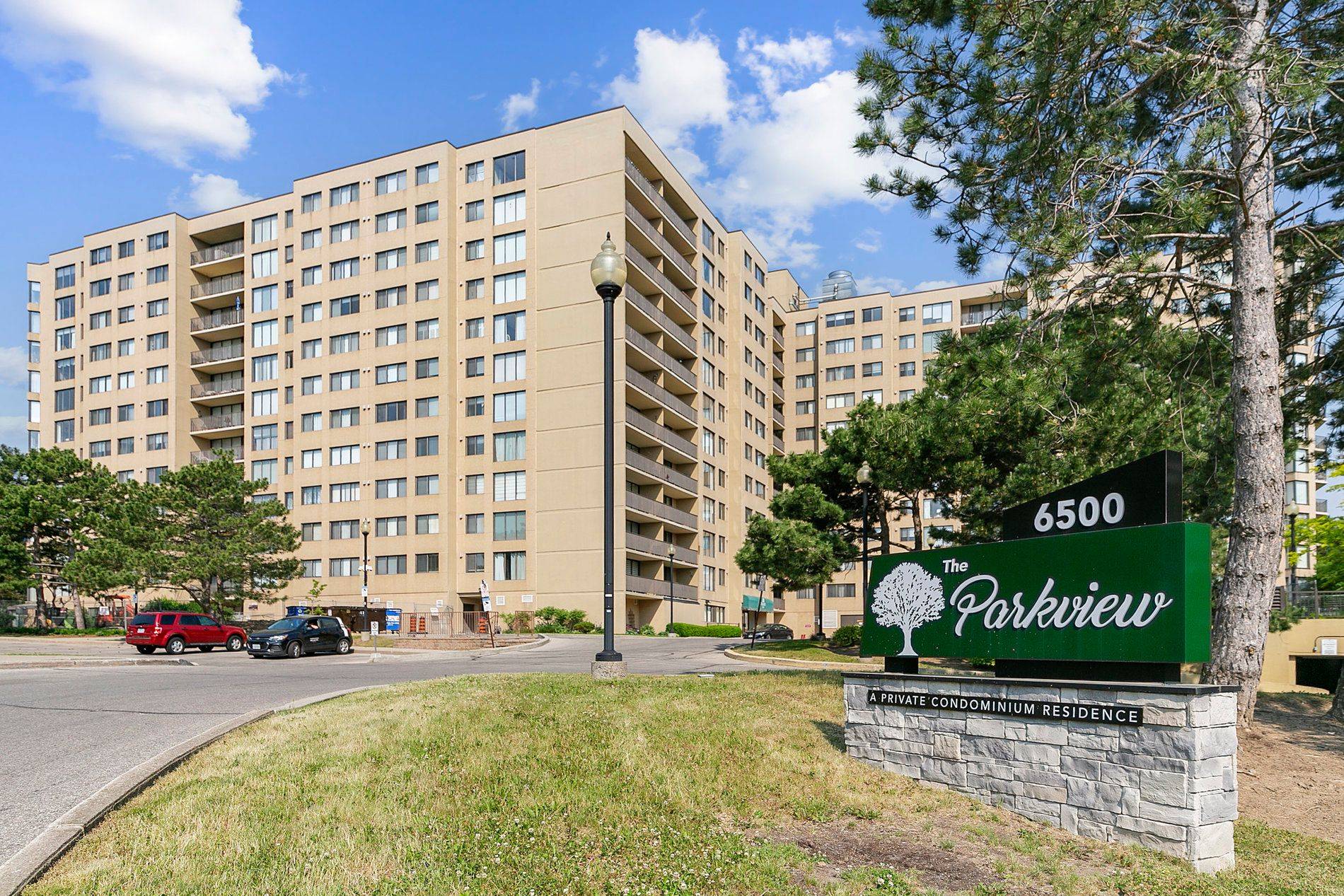 6500 Montevideo RD #511, Mississauga, ON L5N 3T6