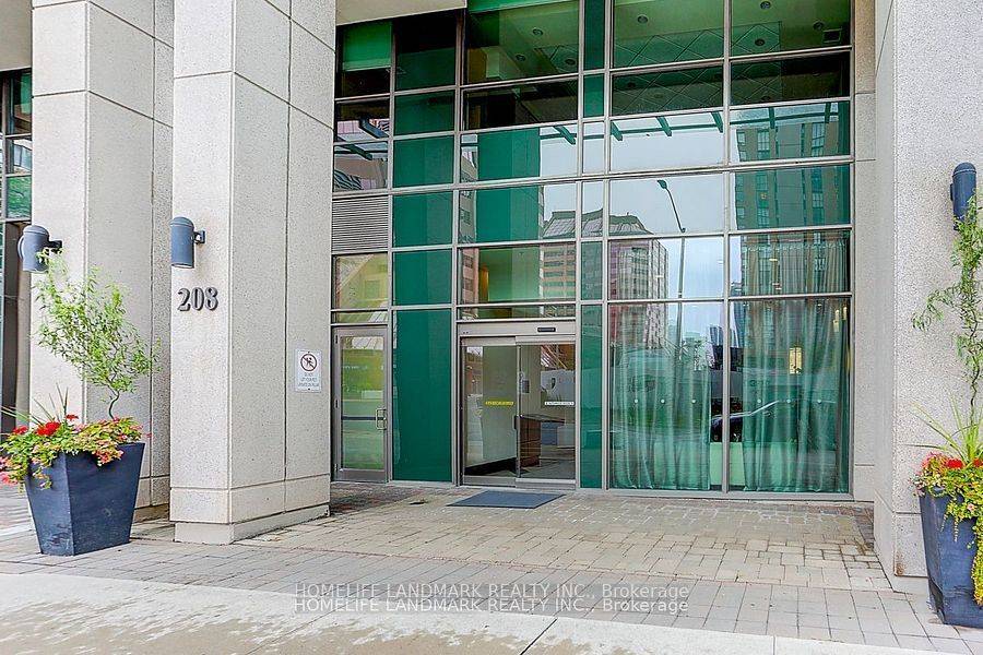 208 Enfield PL #3103, Mississauga, ON L5B 0B8