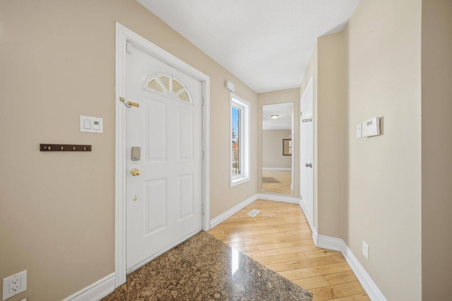 1500 Paddington CT, Burlington, ON L7M 1W7