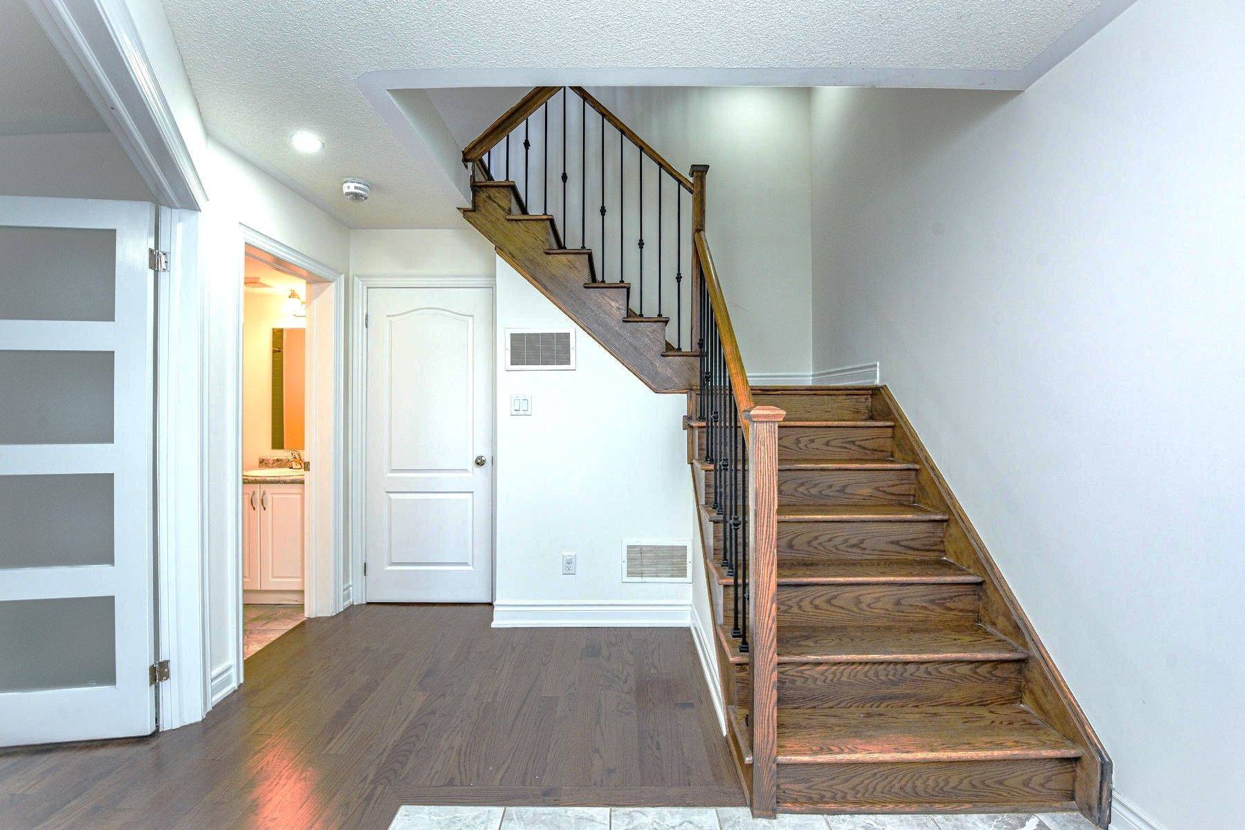 8652 Financial DR, Brampton, ON L6Y 6G5
