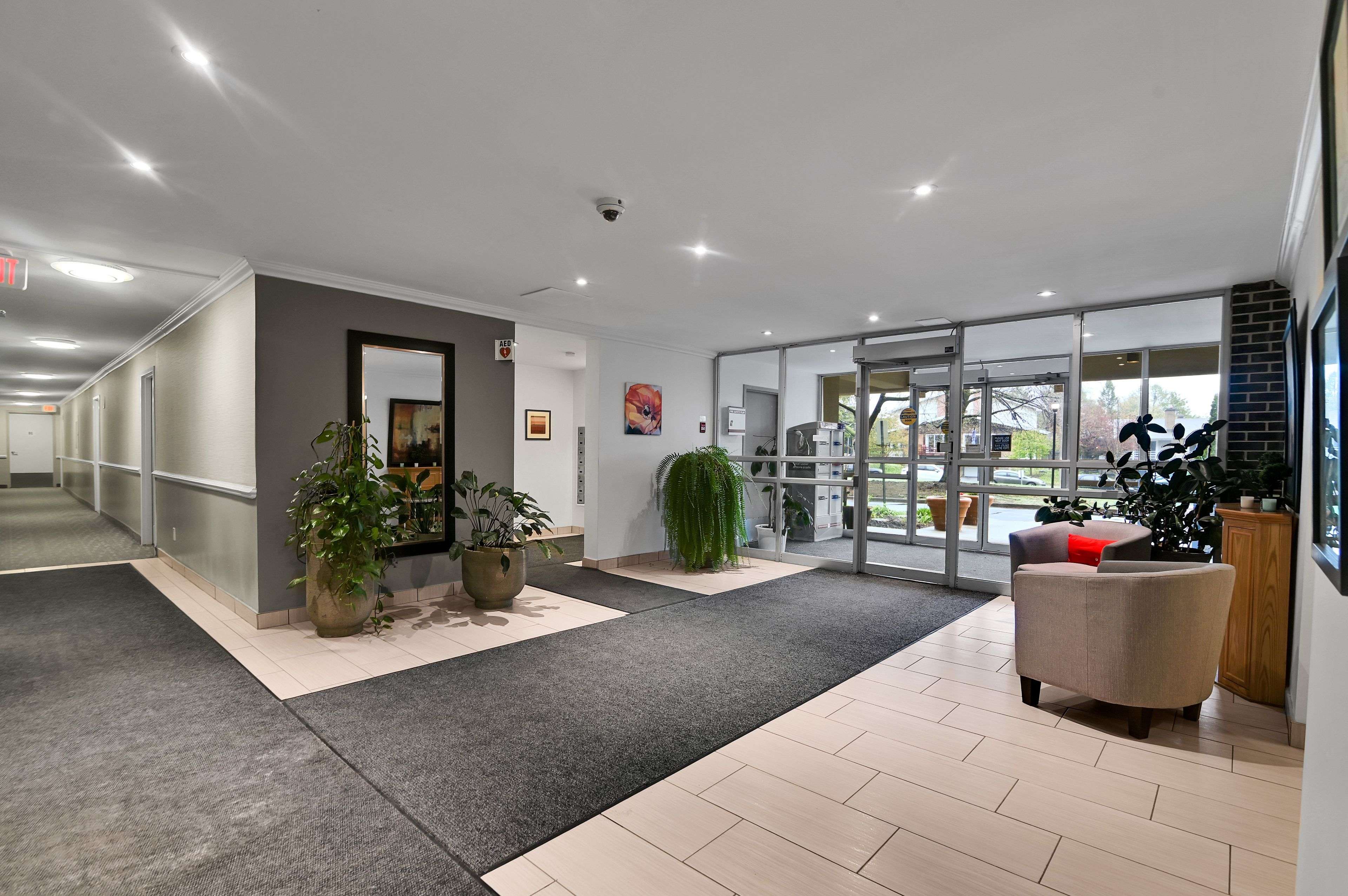 2400 Virginia DR #307, Alta Vista And Area, ON K1H 8L3