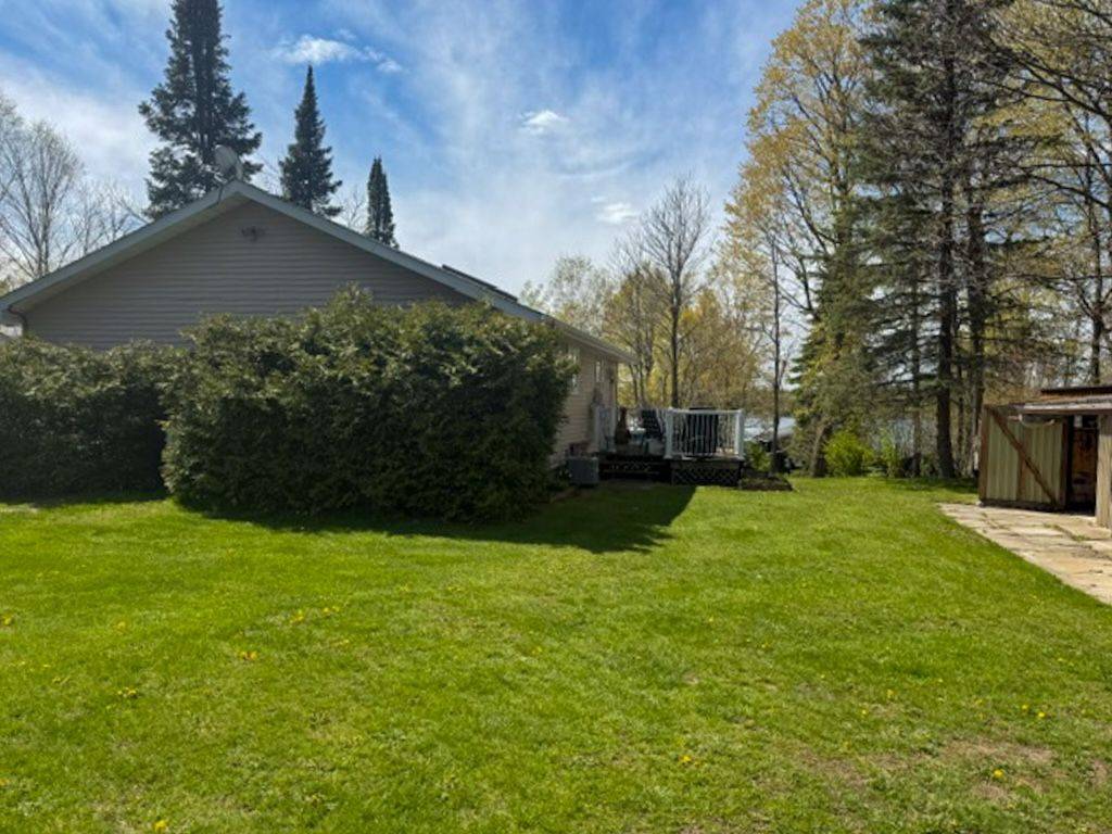 2811 Antelope TRL, Selwyn, ON K0L 2H0