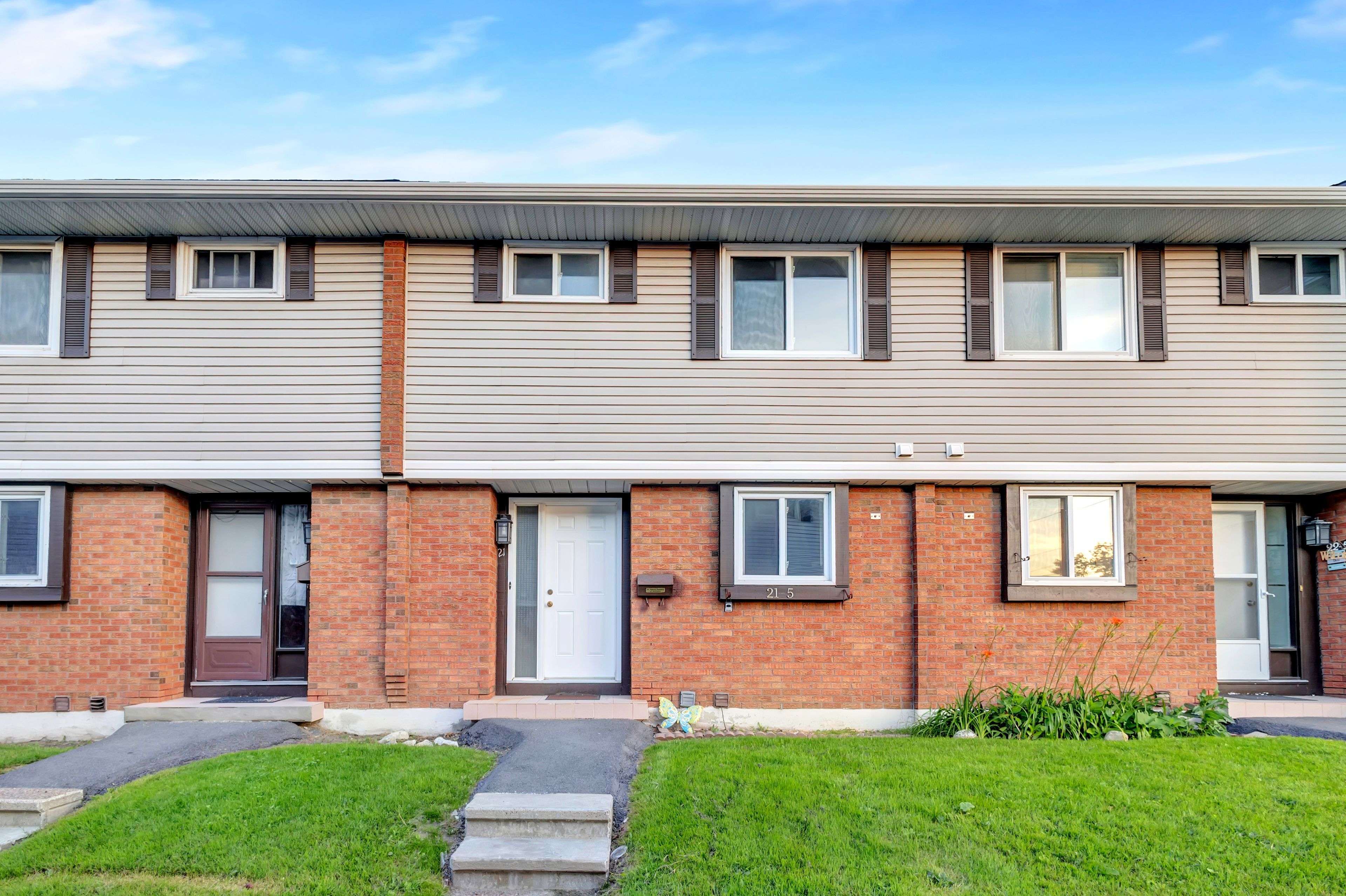 5 Hadley CIR #21, Bells Corners And South To Fallowfield, ON K2H 6P1
