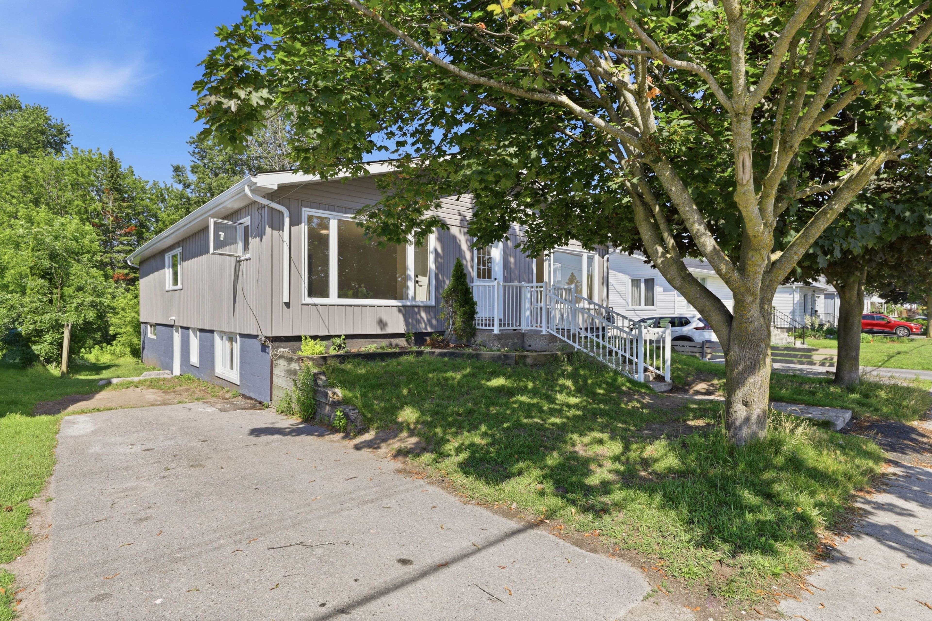 144 Macdonald AVE #Unit A, Belleville, ON K8N 3Y3