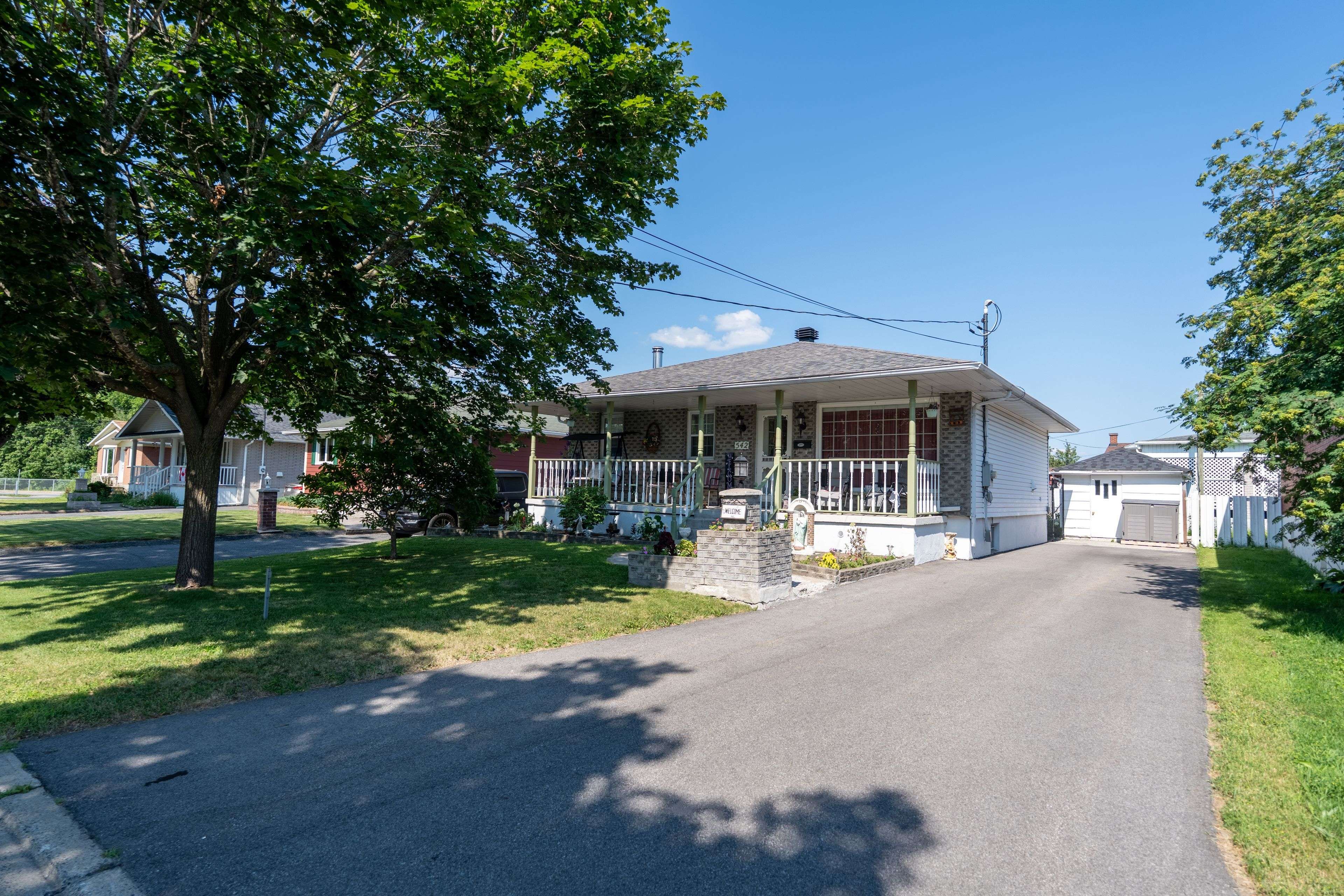 542 Anthony ST, Cornwall, ON K6H 5L4