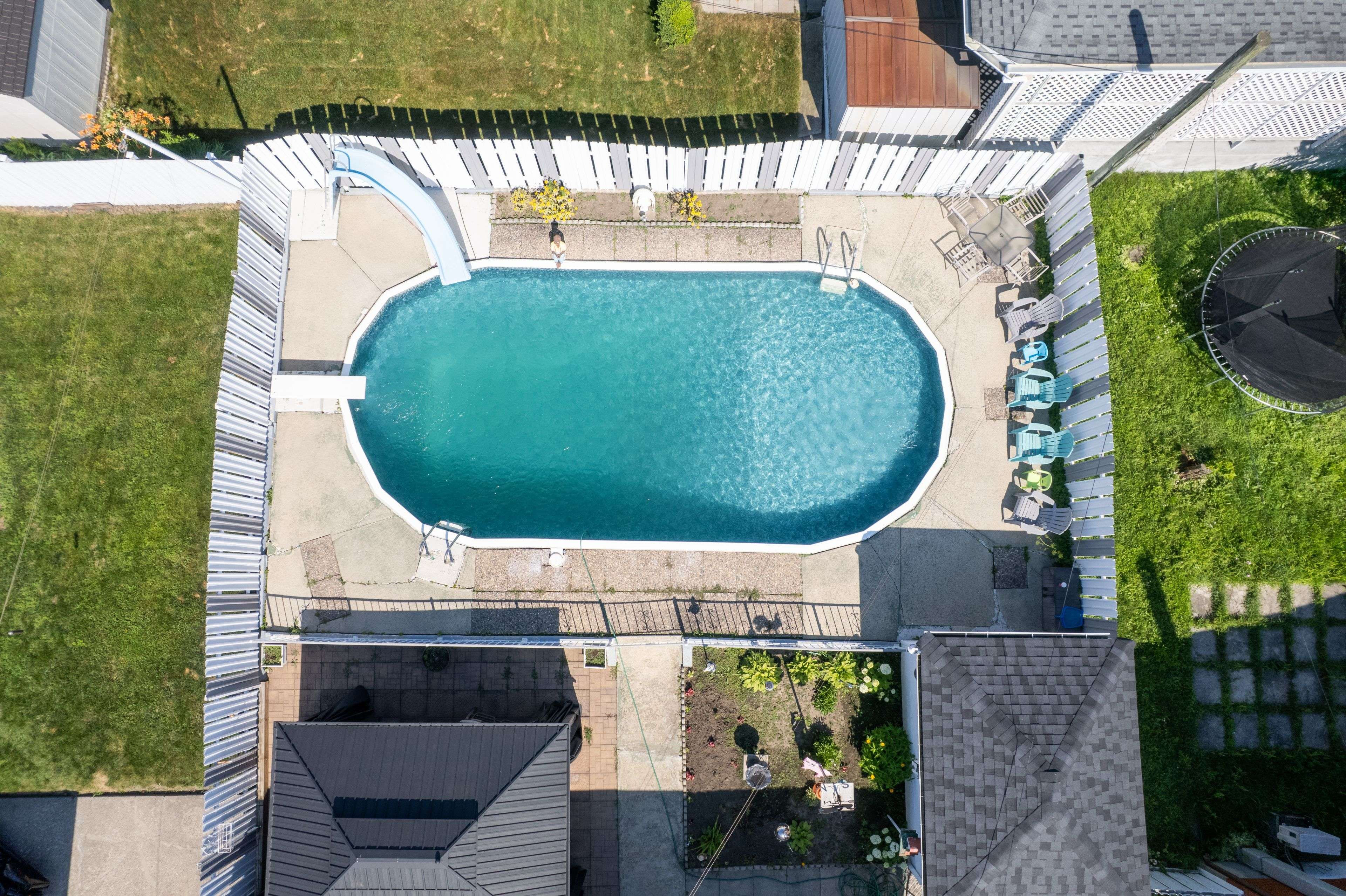 542 Anthony ST, Cornwall, ON K6H 5L4