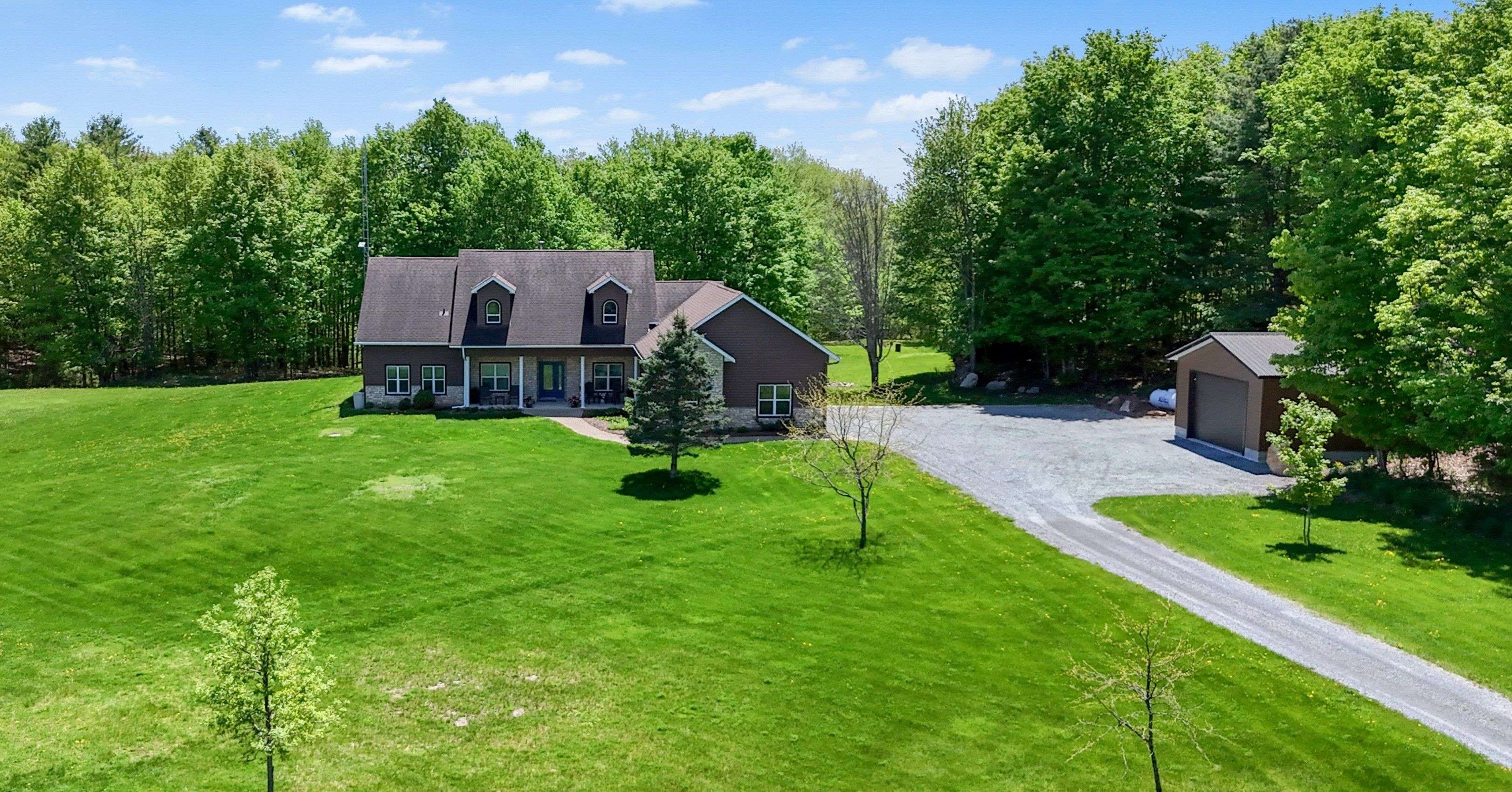 5638 Battersea RD, Frontenac, ON K0H 1H0