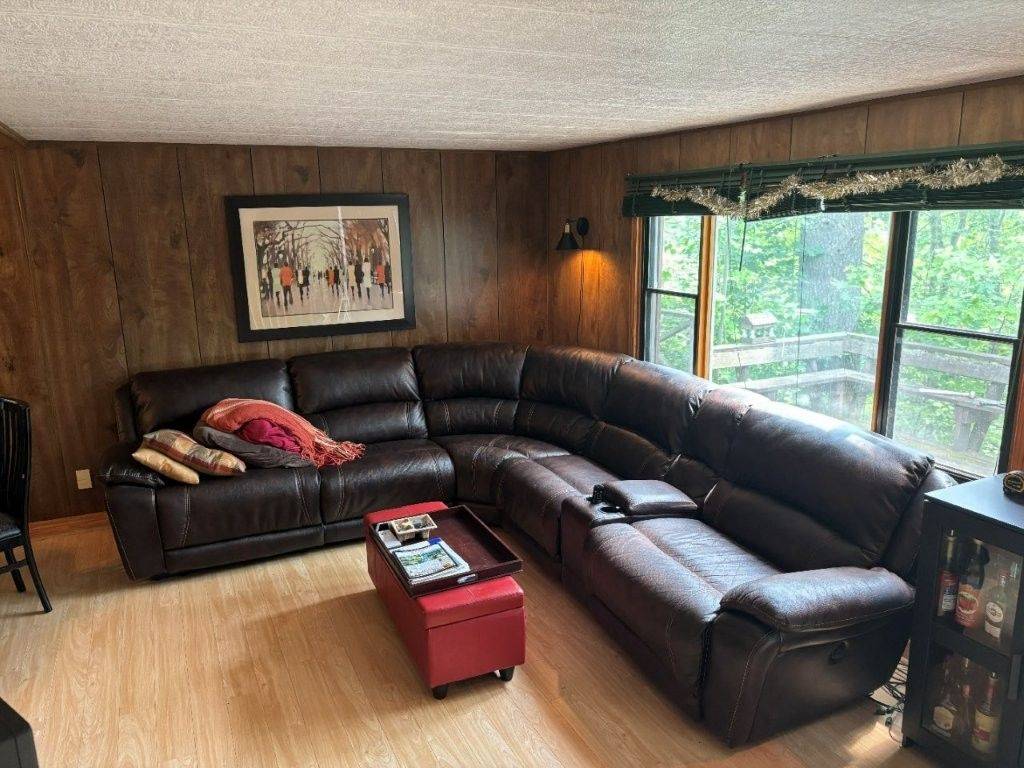 1019 Loyalist DR, Minden Hills, ON K0M 2K0