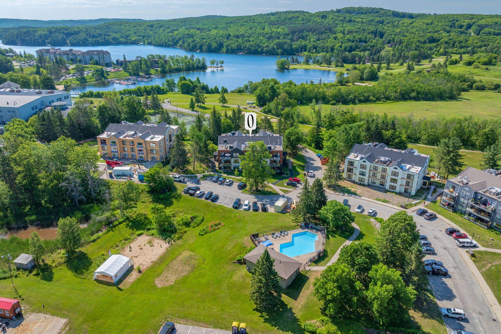 1235 Deerhurst Summit DR #52-101, Huntsville, ON P1H 2E8