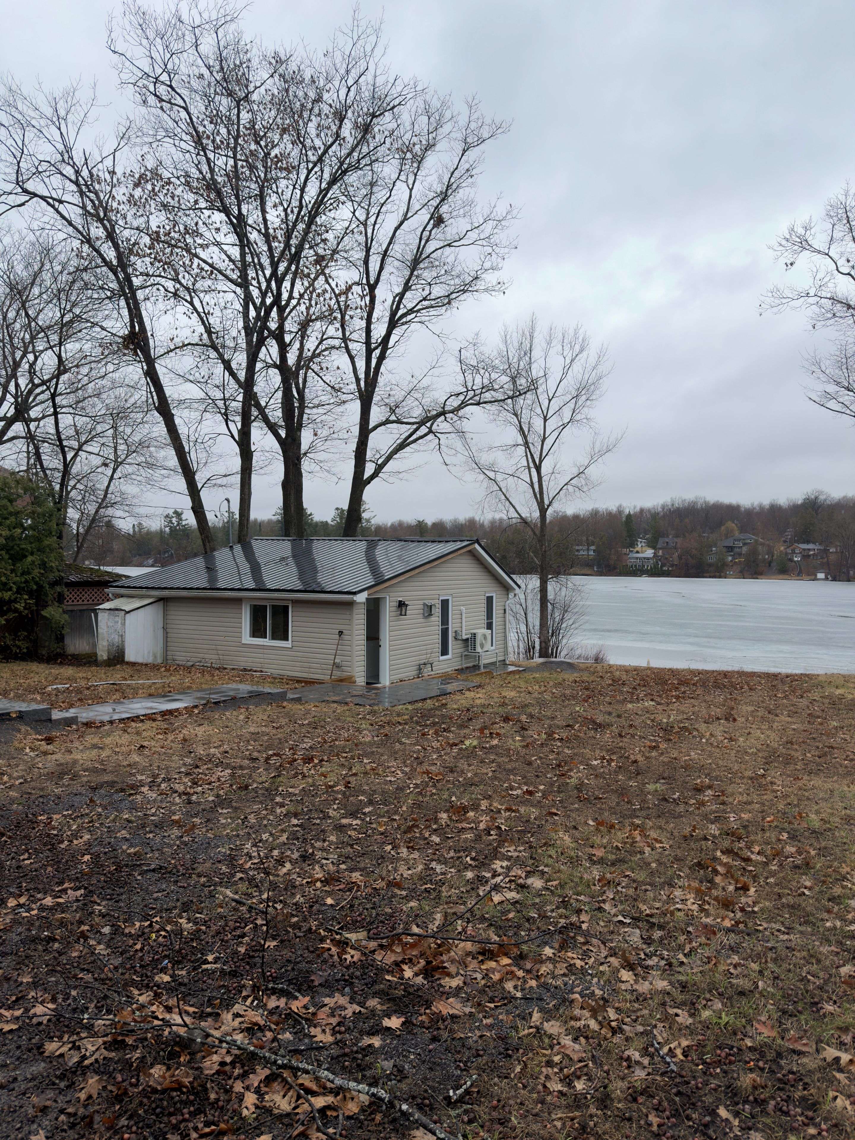 1114 Bayview DR, Constance Bay - Dunrobin - Kilmaurs - Woodlawn, ON K0A 3M0