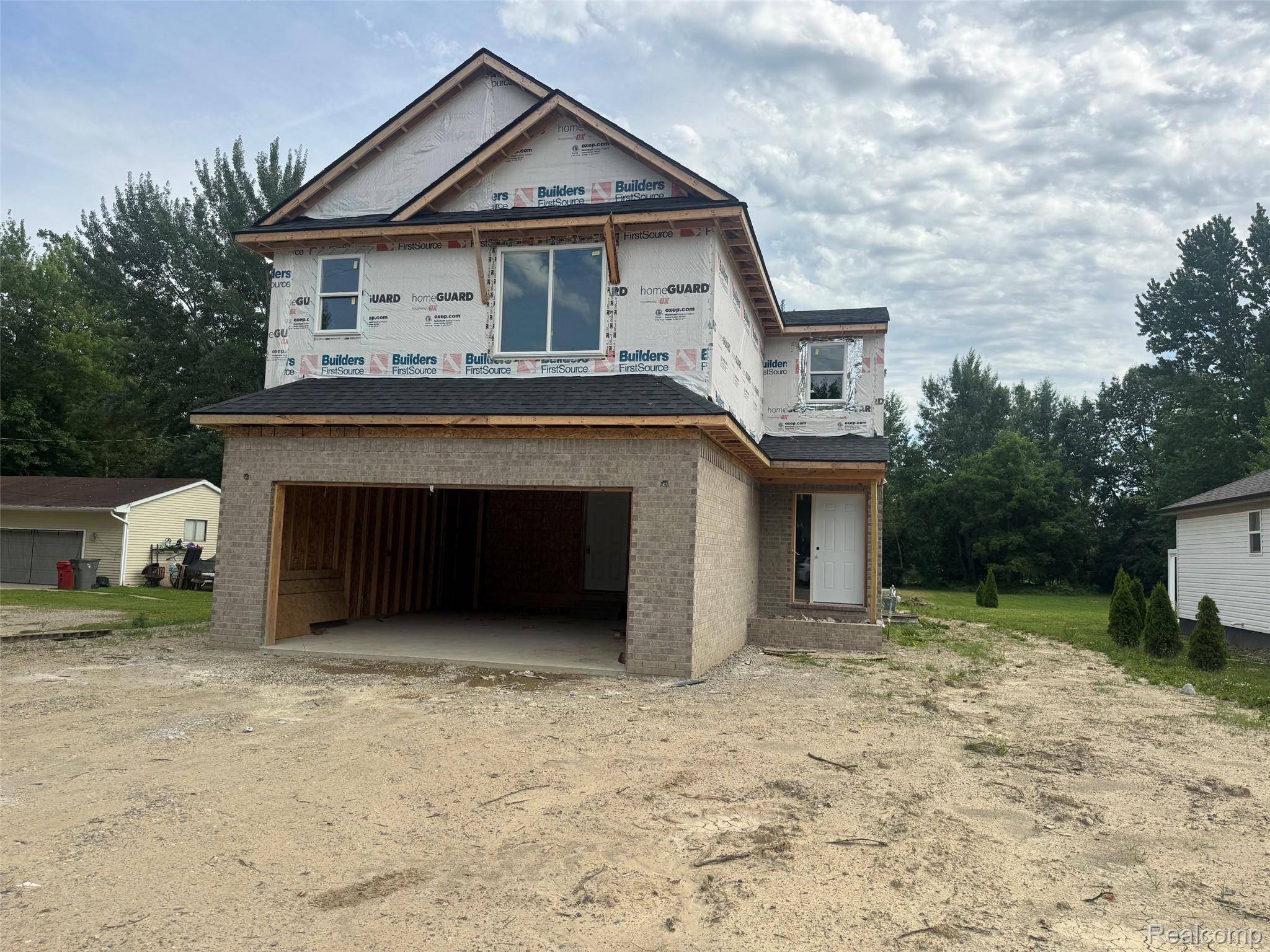 21600 Elmway Drive DR, Clinton Charter Township, MI 48035