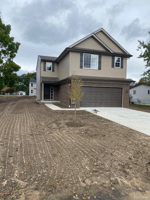 21600 Elmway Drive DR, Clinton Charter Township, MI 48035