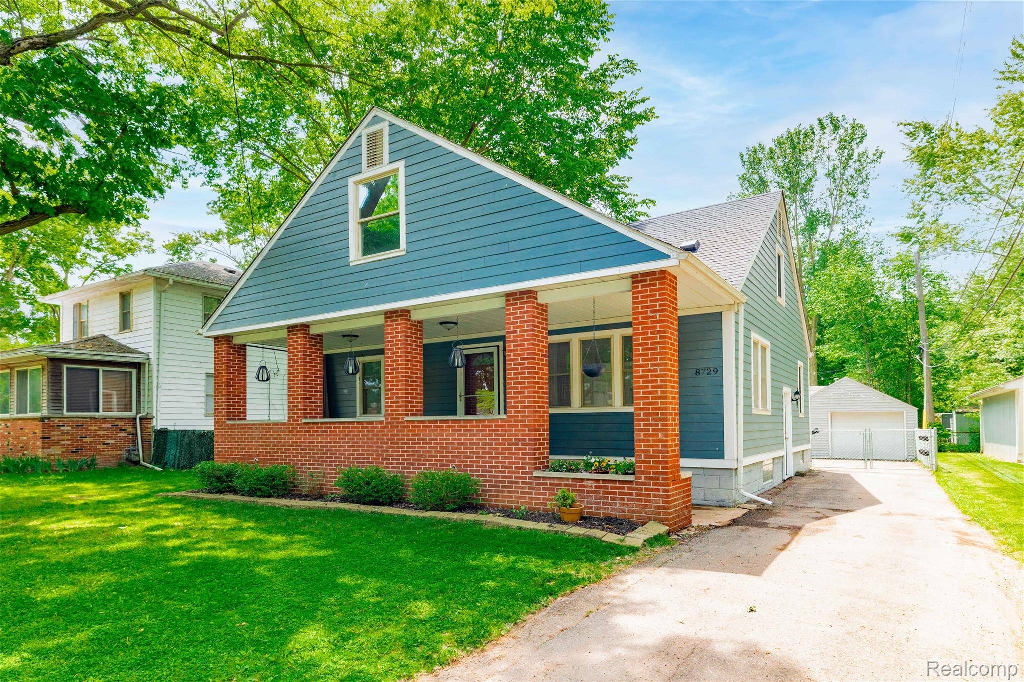 8729 Bellevue RD, Grosse Ile Township, MI 48138