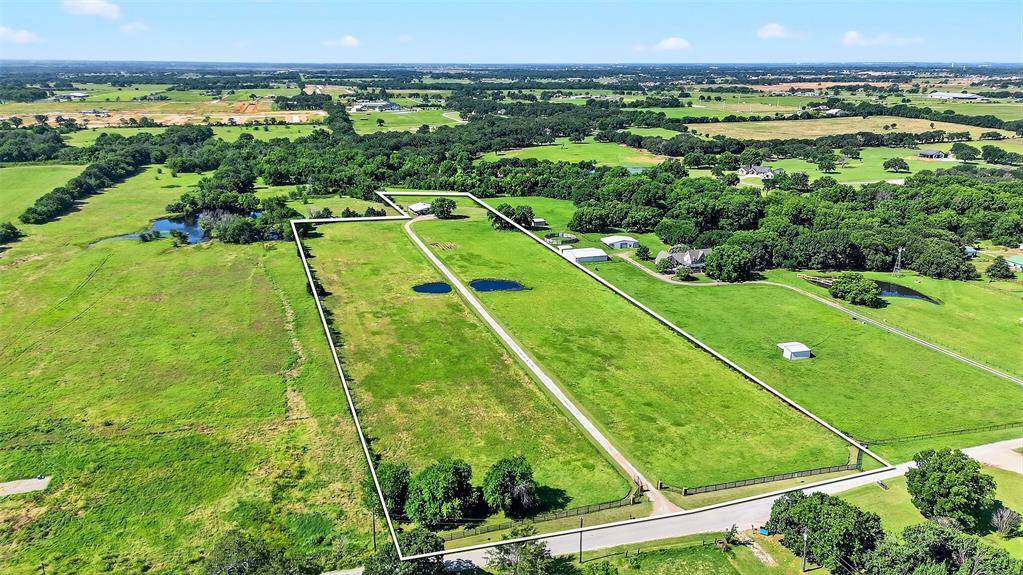 12041 Bell Road, Pilot Point, TX 76258