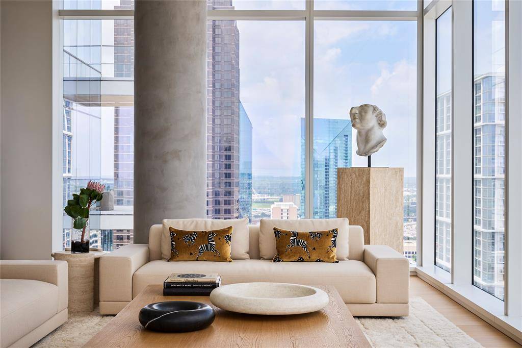 1747 Leonard Street #2301, Dallas, TX 75201
