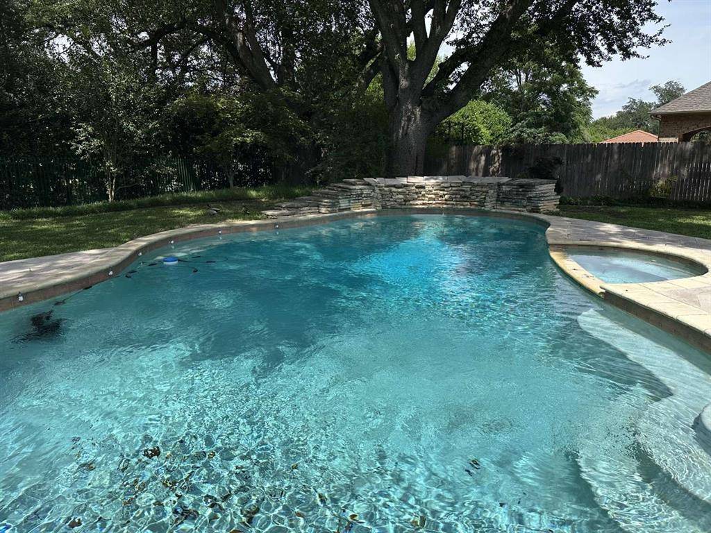 5321 Bent Tree Drive, Dallas, TX 75248