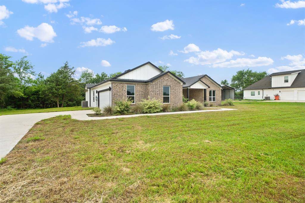 646 County Road 4109, Greenville, TX 75401