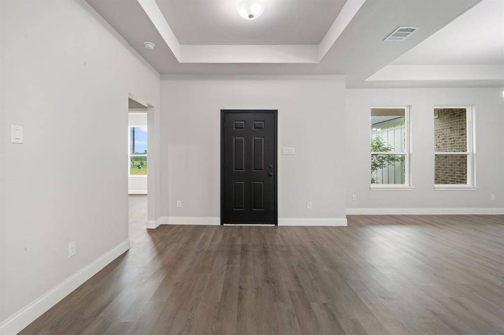 646 County Road 4109, Greenville, TX 75401