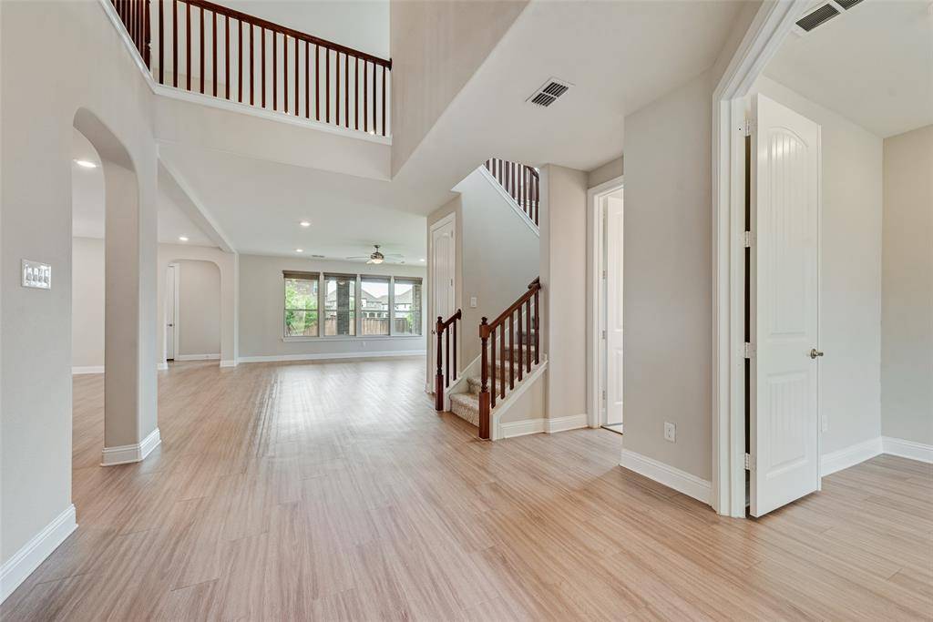9829 Sharps Drive, Frisco, TX 75035