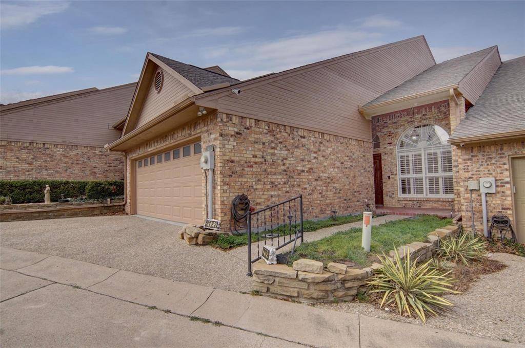 2122 Clear Lake Road, Weatherford, TX 76087