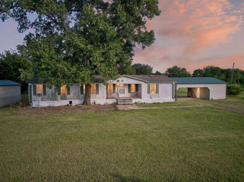1670 Smith Circle, Combine, TX 75159