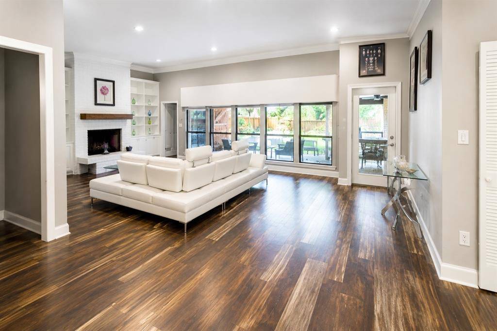 4315 Creekmeadow Drive, Dallas, TX 75287
