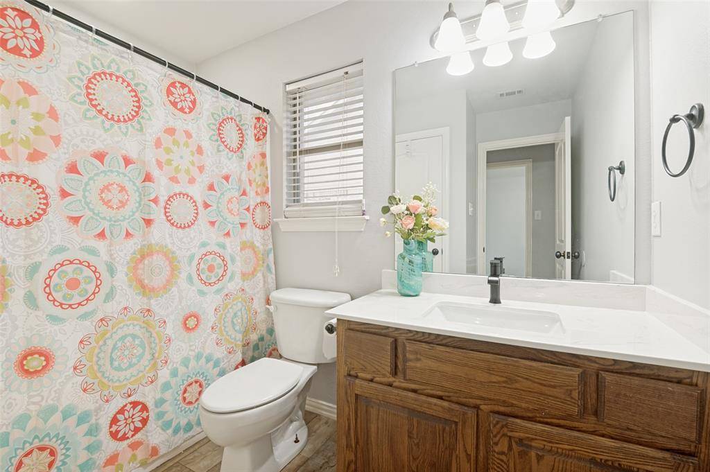 112 Hamblen Boulevard, Palmer, TX 75152