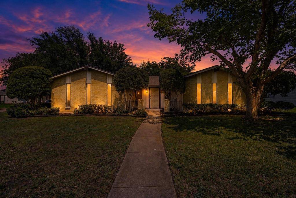 8 Green View Circle, Richardson, TX 75081