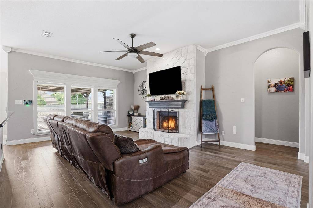 2900 Aston Meadows Drive, Haslet, TX 76052