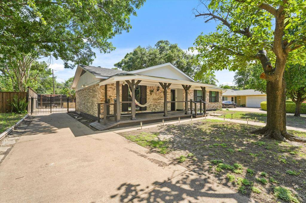2795 Beechmont Drive, Dallas, TX 75228