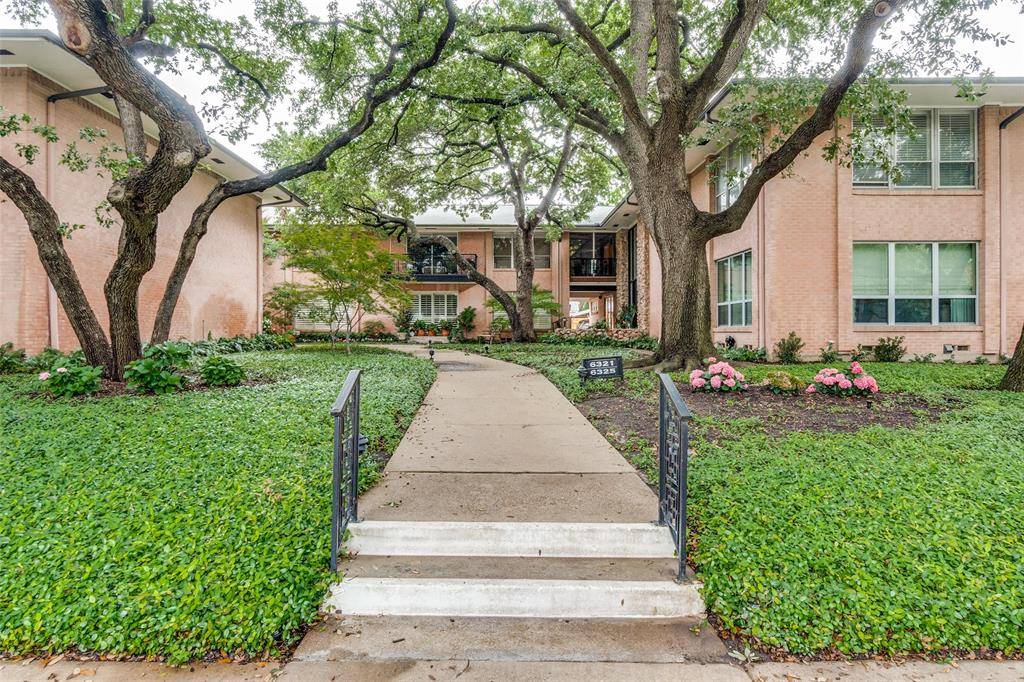 6321 Bandera Avenue #D, Dallas, TX 75225