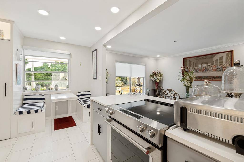 6321 Bandera Avenue #D, Dallas, TX 75225