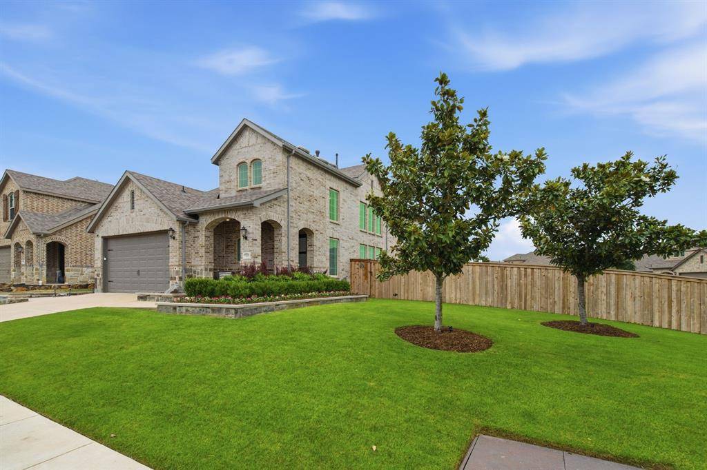 3529 Tulip Drive, Aubrey, TX 76227