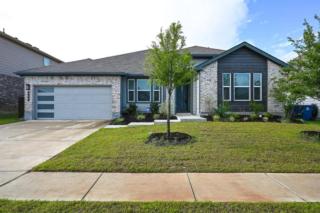 725 Golden Gate Park Road, Alvarado, TX 76009