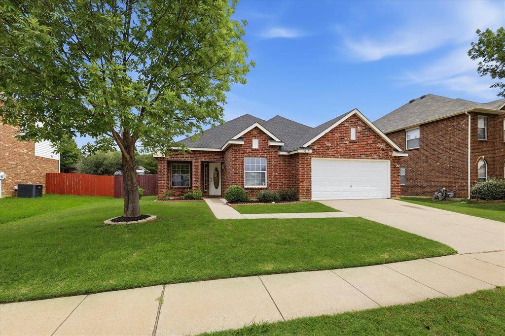 5217 Shiver Road, Fort Worth, TX 76244
