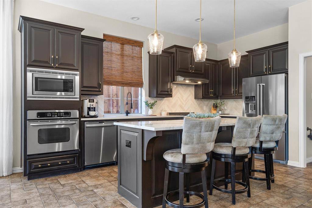 4801 Sam Bass Court, Fort Worth, TX 76244