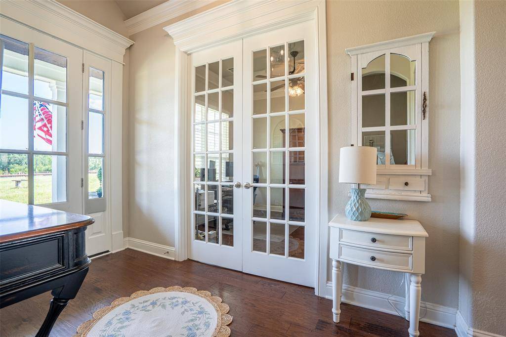 1920 Meander Road, Granbury, TX 76049