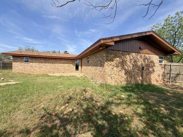1147 Graves Road, Snyder, TX 79549
